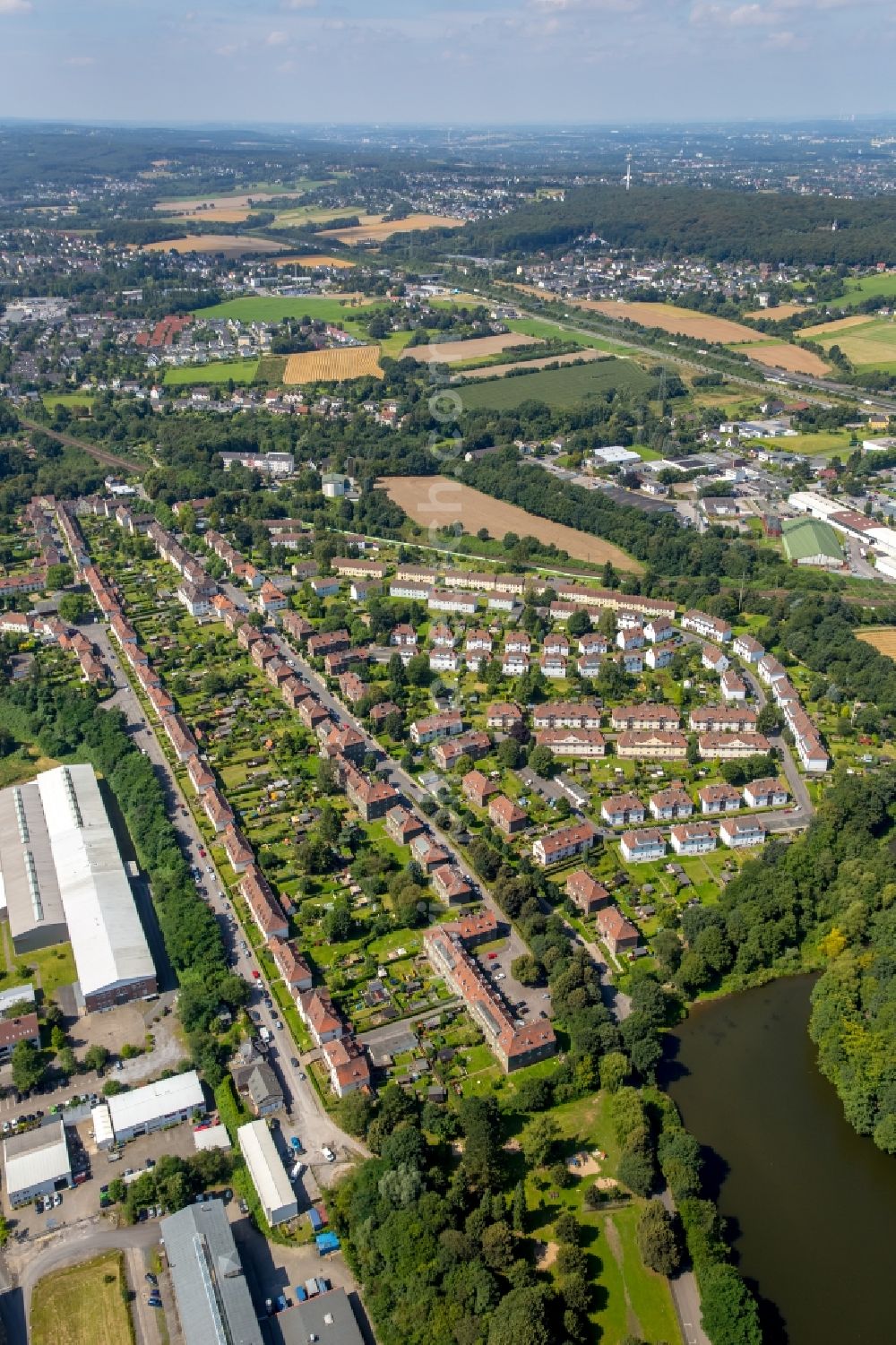 Aerial image Schwerte - Residential area of the multi-family house settlement Kreinbergsiedlung in Schwerte in the state North Rhine-Westphalia