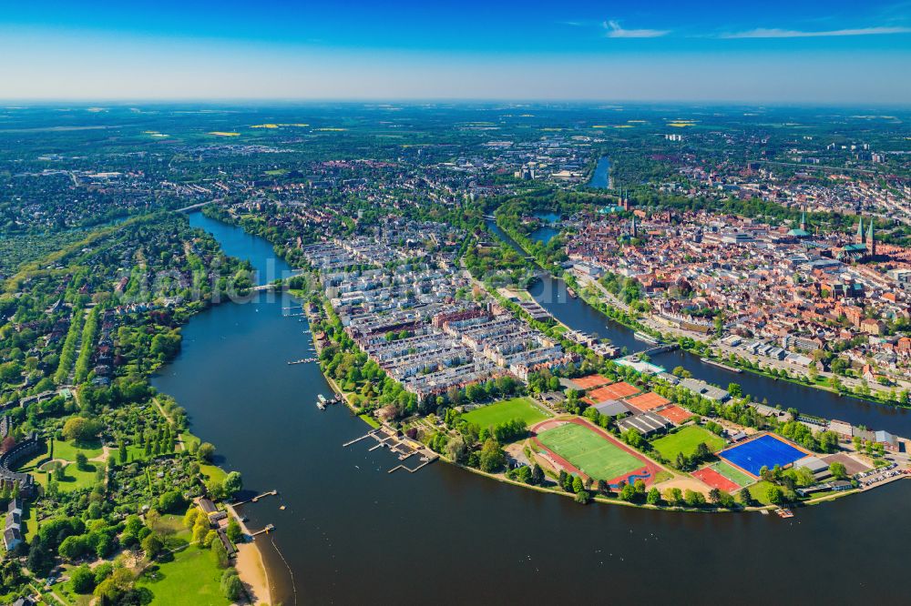 Lübeck from above - Residential area of the multi-family house settlement along the Zietenstrasse in Luebeck in the state Schleswig-Holstein, Germany