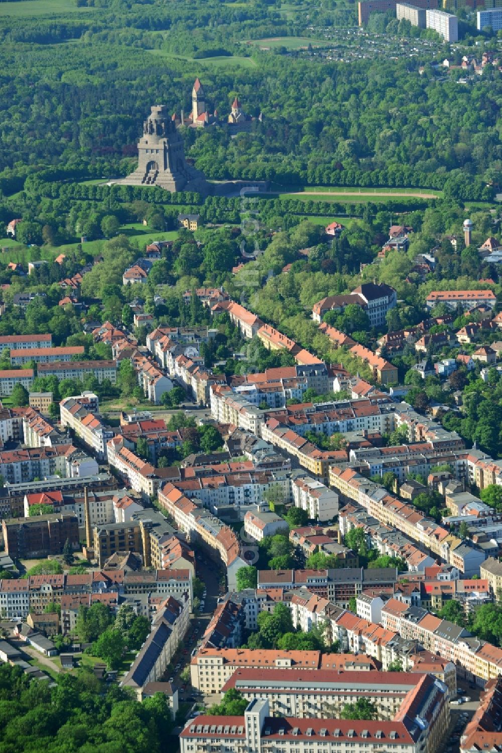 Leipzig from above - Roof and wall structures in residential area of apartment houses along the Voelkerschlachtdenkmal in Leipzig in Saxony