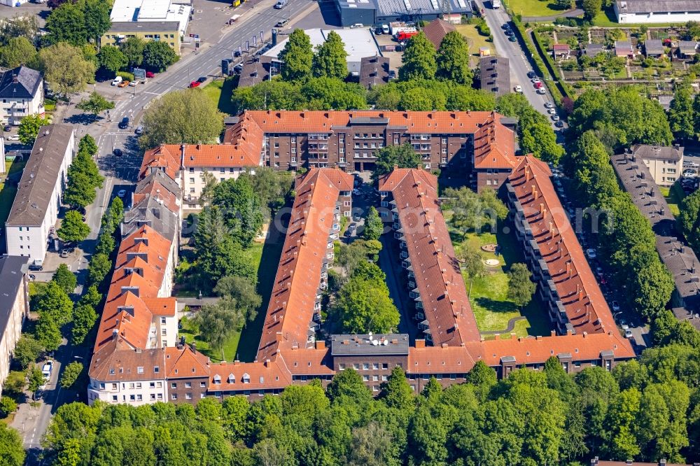 Dortmund from the bird's eye view: Residential area of the multi-family house settlement Lenteninsel in the district Funkenburg in Dortmund at Ruhrgebiet in the state North Rhine-Westphalia, Germany