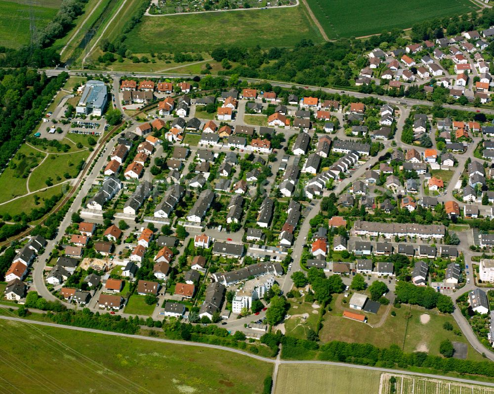 Aerial photograph Leopoldshafen - Residential area of the multi-family house settlement in Leopoldshafen in the state Baden-Wuerttemberg, Germany