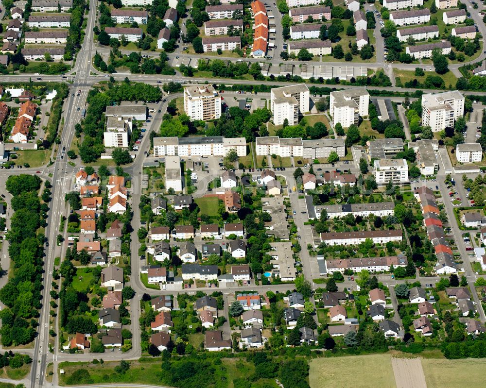 Aerial image Leopoldshafen - Residential area of the multi-family house settlement in Leopoldshafen in the state Baden-Wuerttemberg, Germany