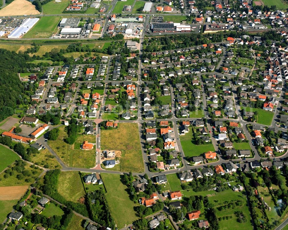 Lindenstruth from above - Residential area of the multi-family house settlement in Lindenstruth in the state Hesse, Germany