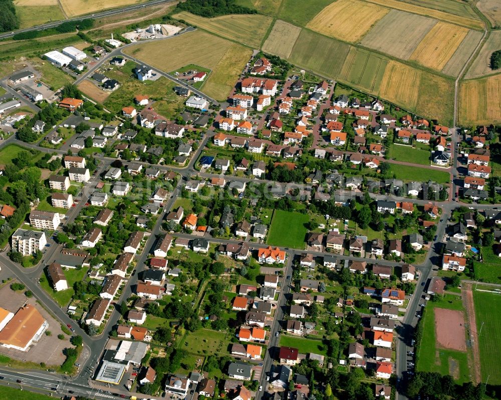 Aerial photograph Lindenstruth - Residential area of the multi-family house settlement in Lindenstruth in the state Hesse, Germany