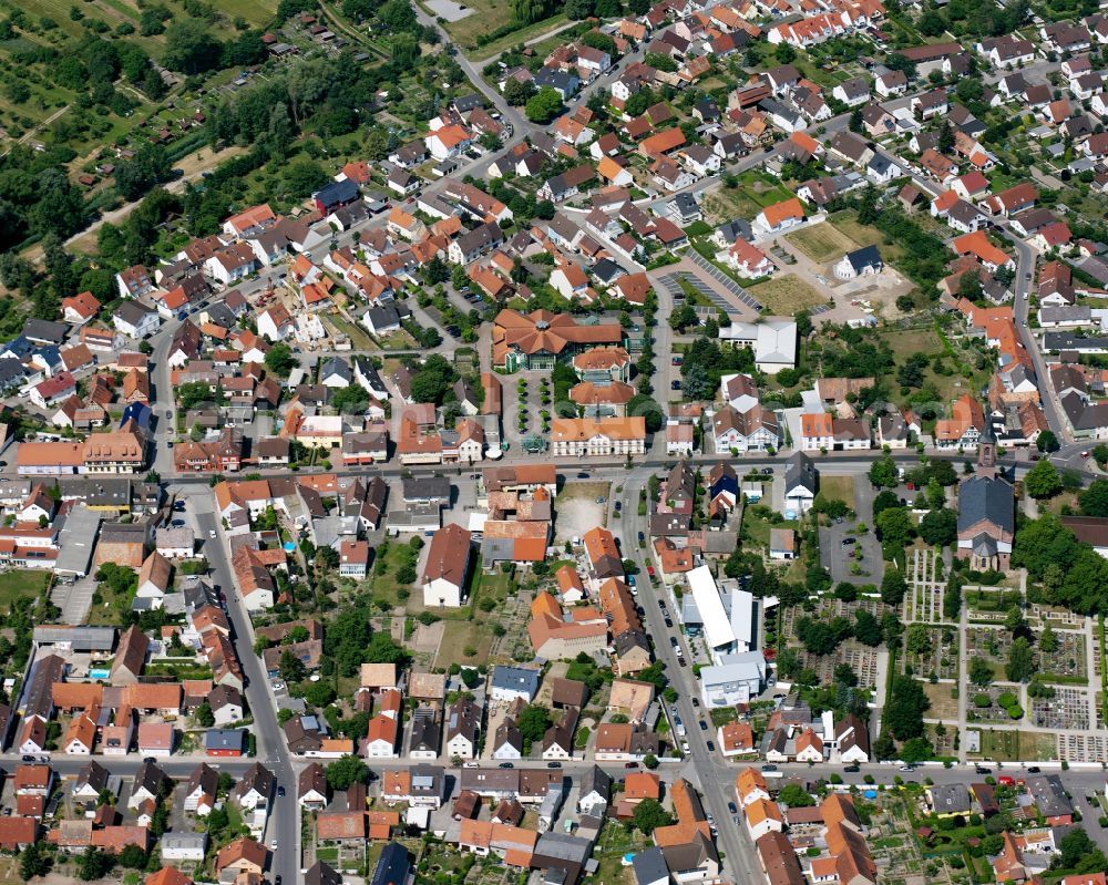 Aerial image Linkenheim - Residential area of the multi-family house settlement in Linkenheim in the state Baden-Wuerttemberg, Germany