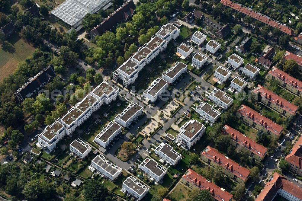 Aerial photograph Berlin - Residential area of a multi-family house settlement Magnolienring in Berlin