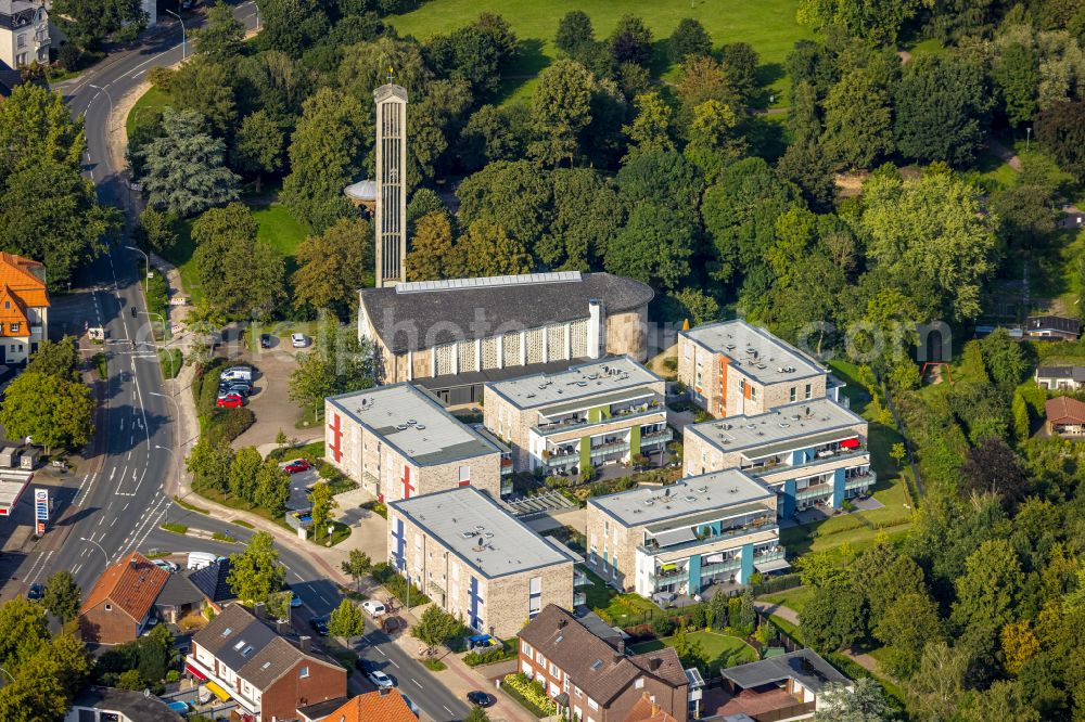 Aerial image Beckum - Residential area of the multi-family house settlement Martins Quartier on street Muehlenweg in Beckum at Ruhrgebiet in the state North Rhine-Westphalia, Germany