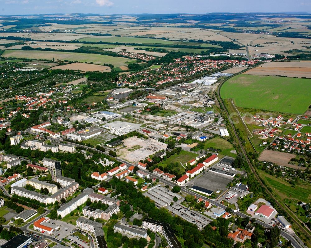 Aerial image Mühlhausen/Thüringen - Residential area of the multi-family house settlement in Mühlhausen in the state Thuringia, Germany