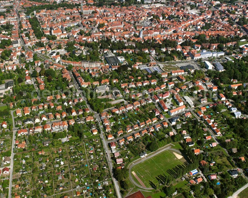 Aerial image Mühlhausen/Thüringen - Residential area of the multi-family house settlement in Mühlhausen in the state Thuringia, Germany