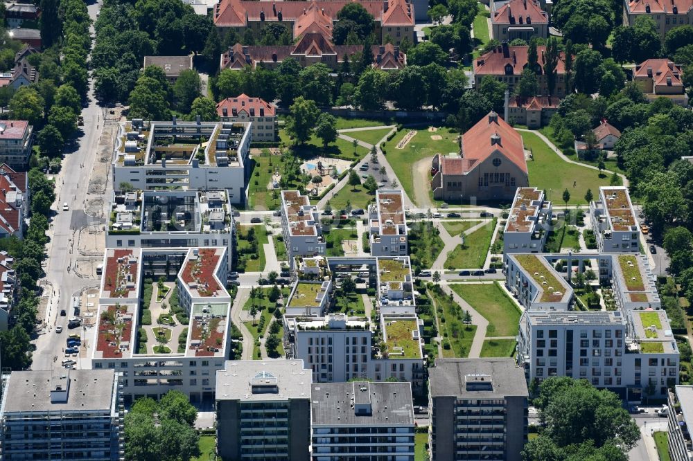 München from above - Residential area of the multi-family house settlement on Mildred-Scheel-Bogen - Ruemannstrasse - Isoldenstrasse in the district Schwabing-West in Munich in the state Bavaria, Germany