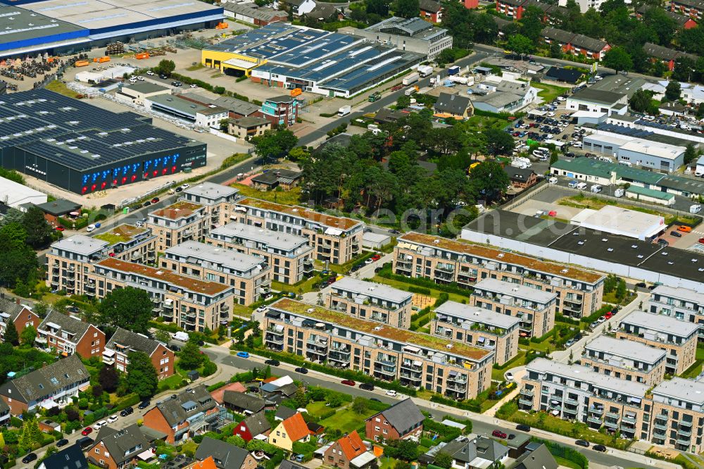 Aerial image Neu Wulmstorf - Residential area of the multi-family house settlement on street Bertolt-Brecht-Strasse in Neu Wulmstorf in the state Lower Saxony, Germany