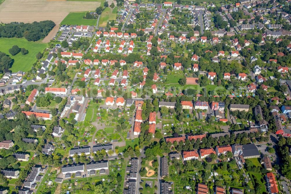 Aerial photograph Lünen - Residential area of the multi-family house settlement Neue Kolonie Brambauer in Luenen in the state North Rhine-Westphalia