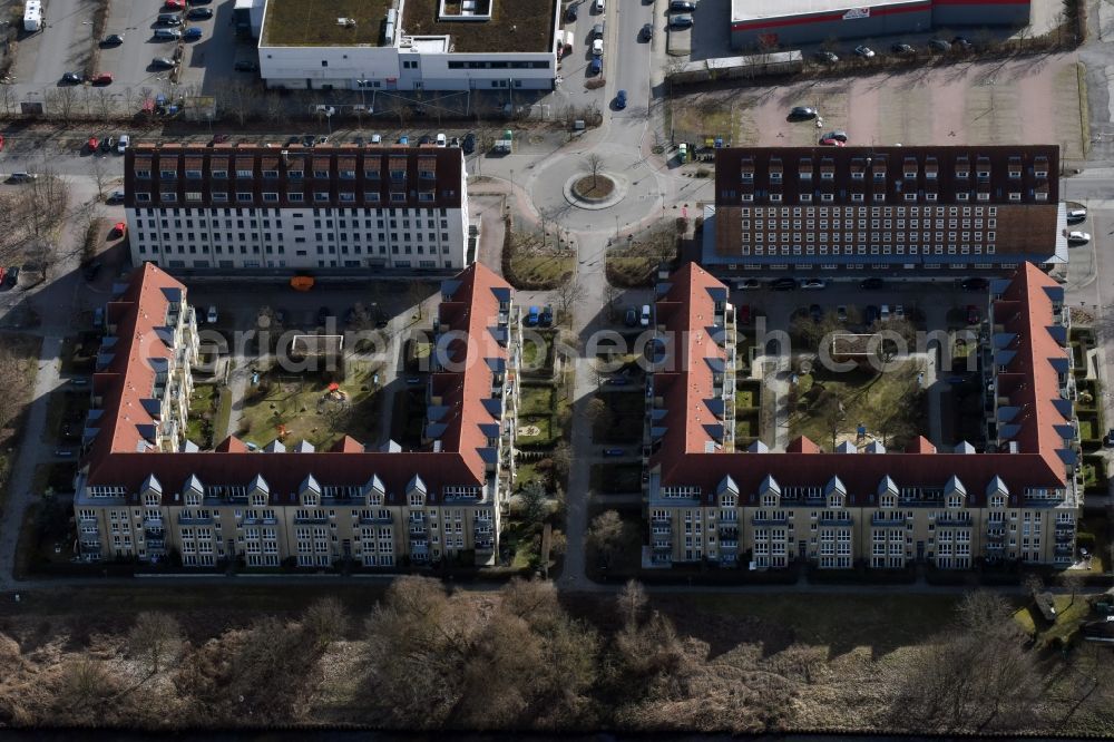 Aerial image Teltow - Residential area of a multi-family house settlement Nieplitzweg in Teltow in the state Brandenburg