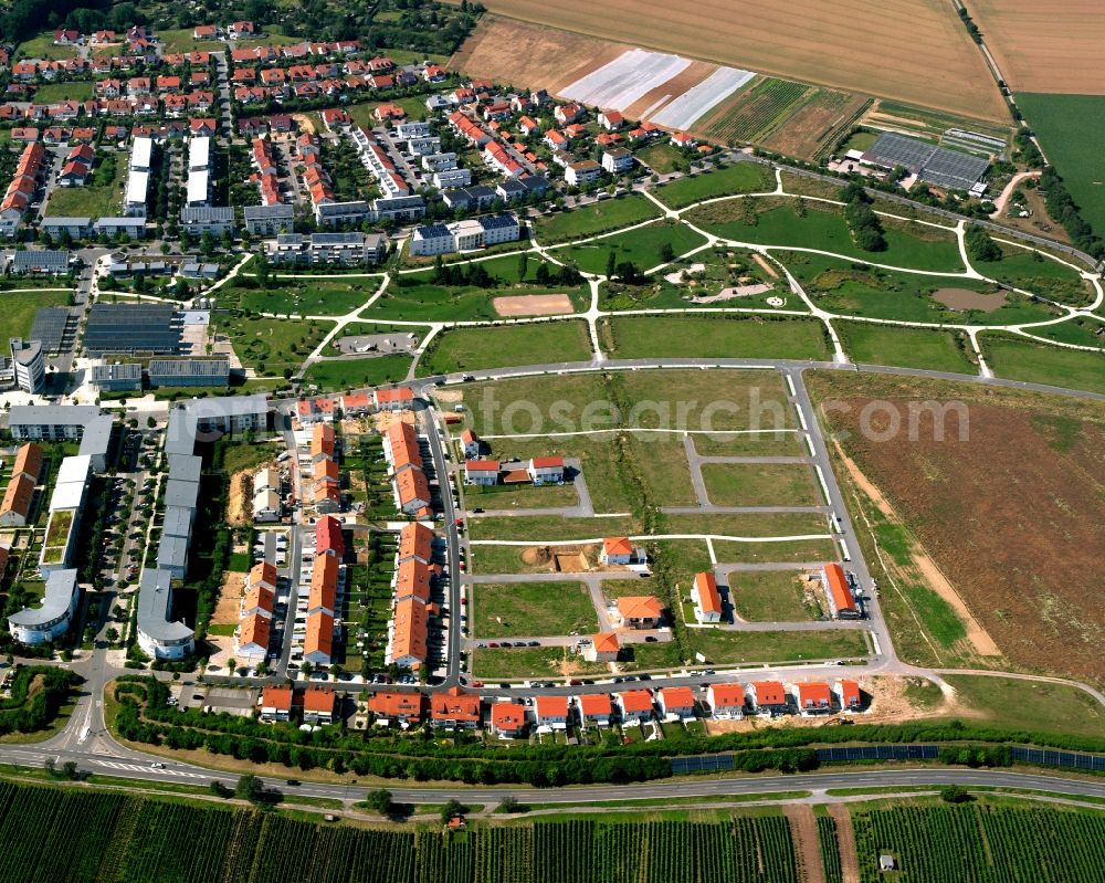 Aerial photograph Obereisesheim - Residential area of the multi-family house settlement in Obereisesheim in the state Baden-Wuerttemberg, Germany