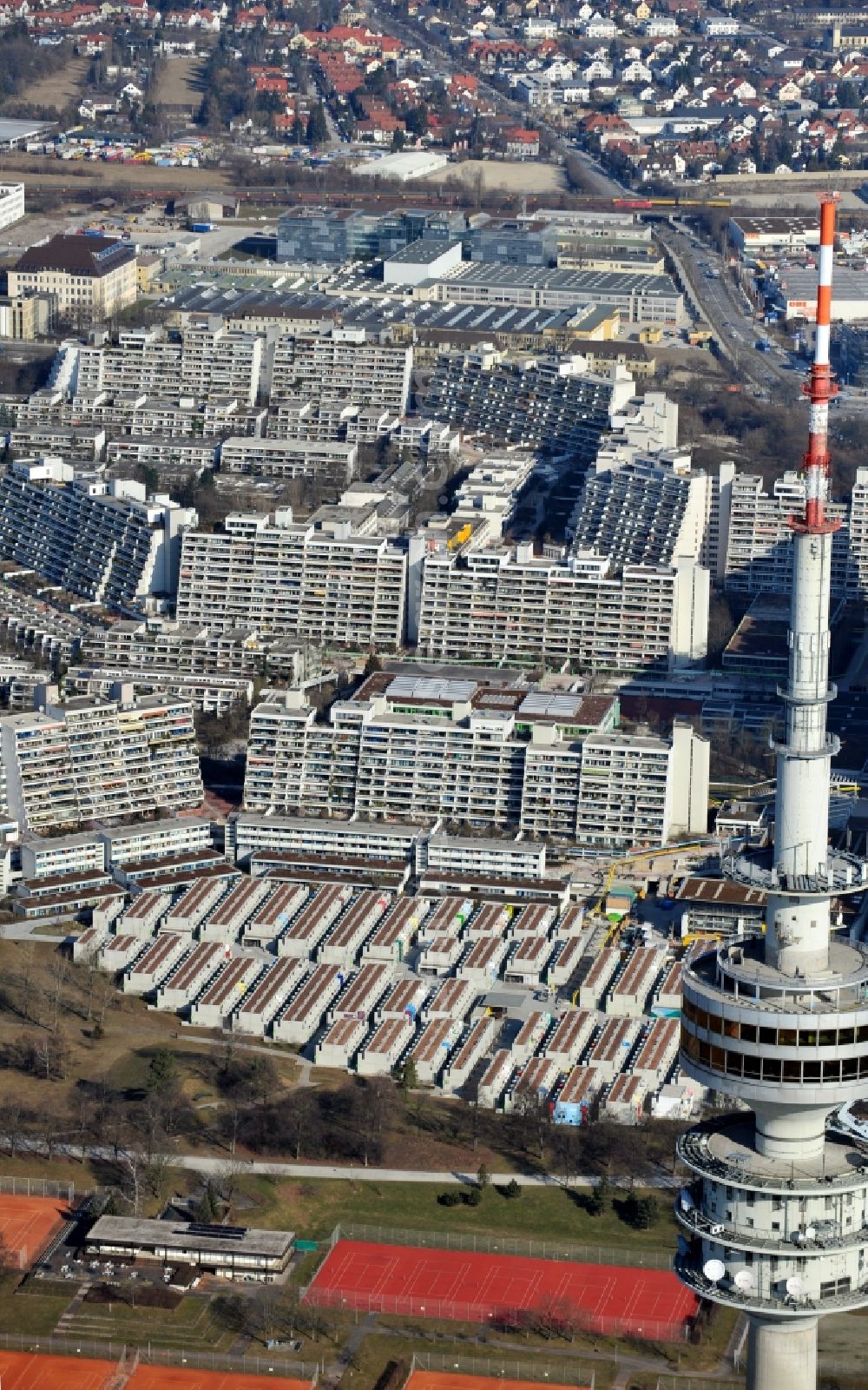 Aerial image Munich - Residential area of the multi-family house settlement Olympisches Dorf in the district Milbertshofen-Am Hart in Munich in the state Bavaria, Germany