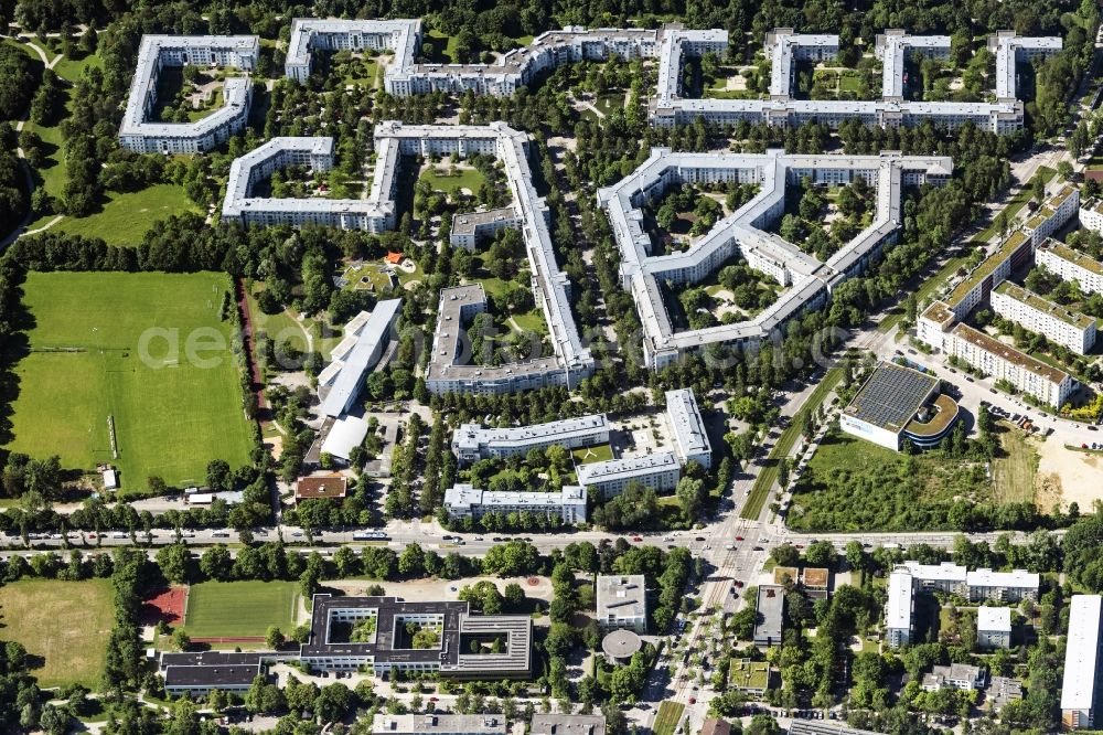 München from above - Residential area of the multi-family house settlement in Ortsteil Bogenhausen in Munich in the state Bavaria, Germany