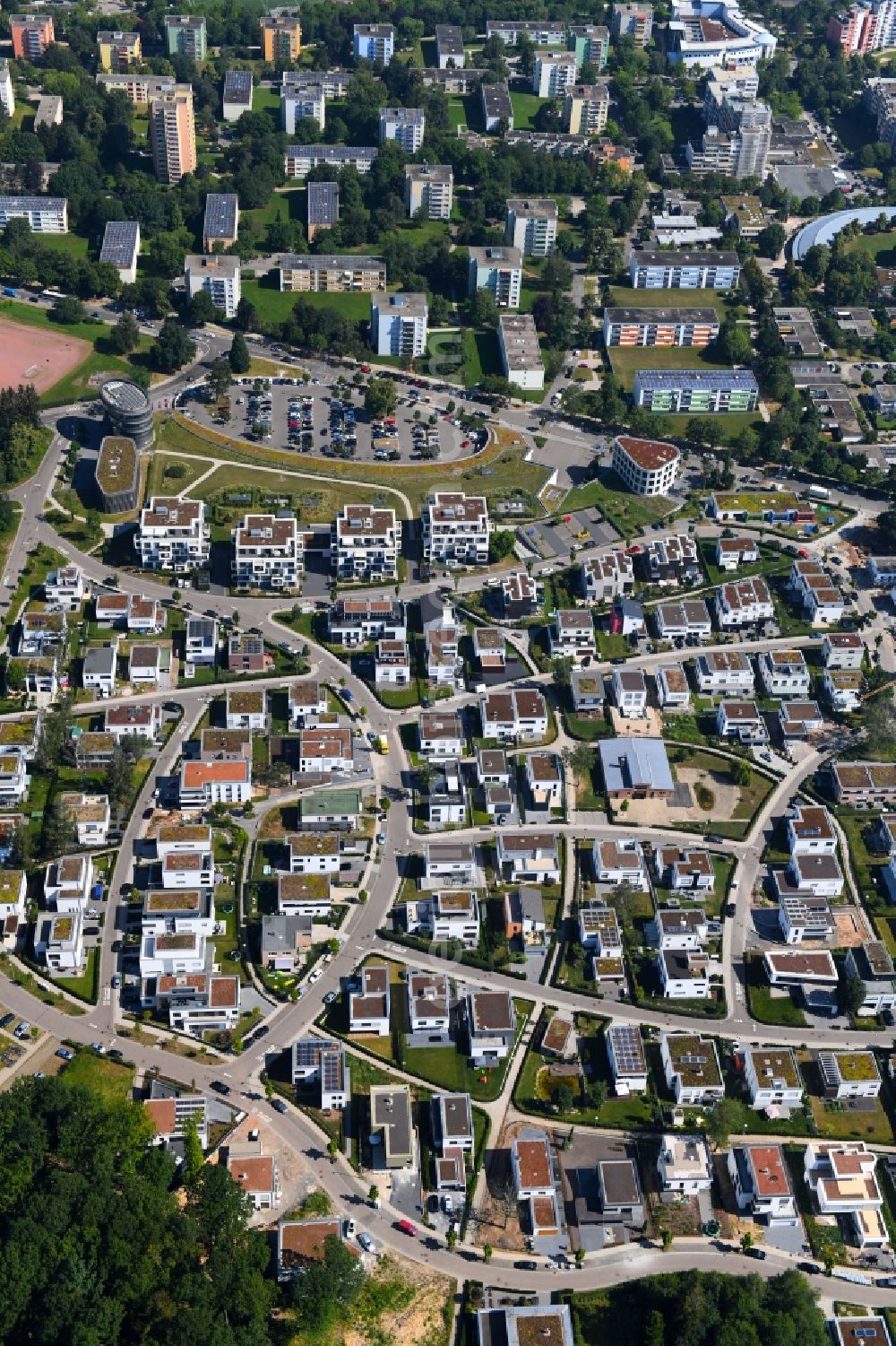 Pforzheim from above - Residential area of the multi-family house settlement on George-Gershwin-Weg - Arthur-Rubinstein-Weg in the district Buckenberg in Pforzheim in the state Baden-Wurttemberg, Germany