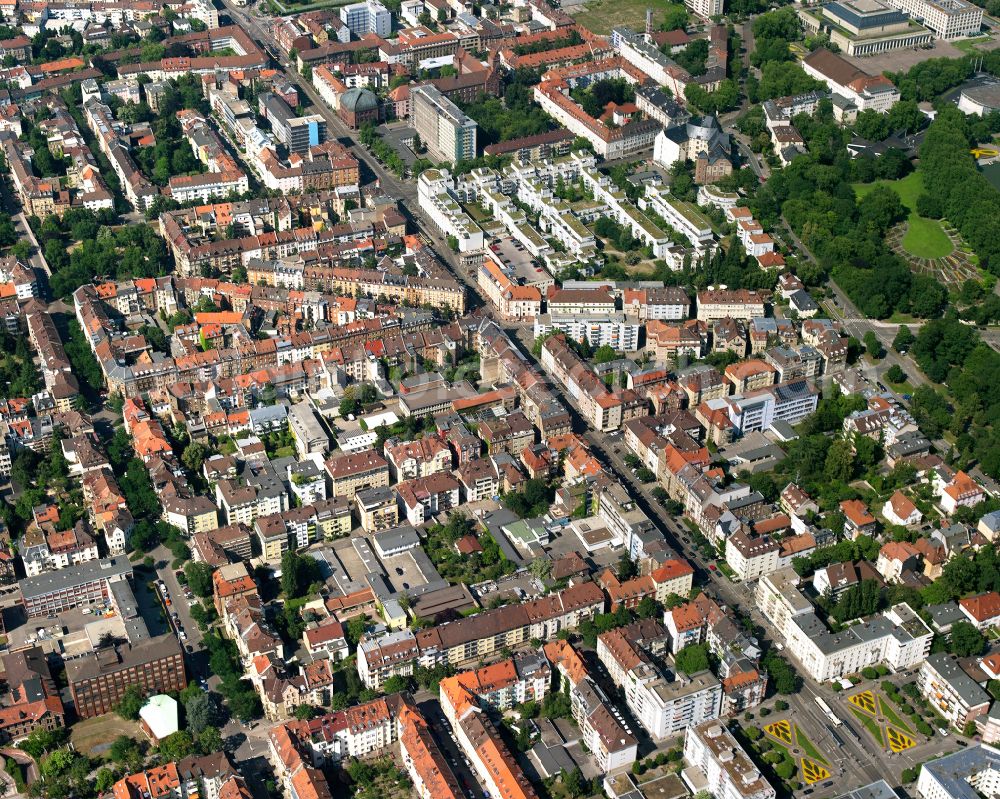 Aerial image Karlsruhe - Residential area of the multi-family house settlement in the district Suedweststadt in Karlsruhe in the state Baden-Wuerttemberg, Germany