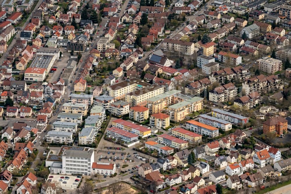 Heilbronn from the bird's eye view: Residential area of the multi-family house settlement in Ortsteil Sontheim in Heilbronn in the state Baden-Wuerttemberg, Germany