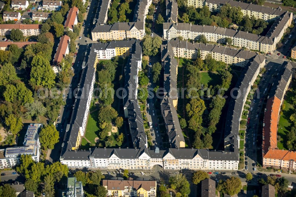 Dortmund from the bird's eye view: Residential area of the multi-family house settlement on neuen Graben in the district Tremonia in Dortmund in the state North Rhine-Westphalia, Germany