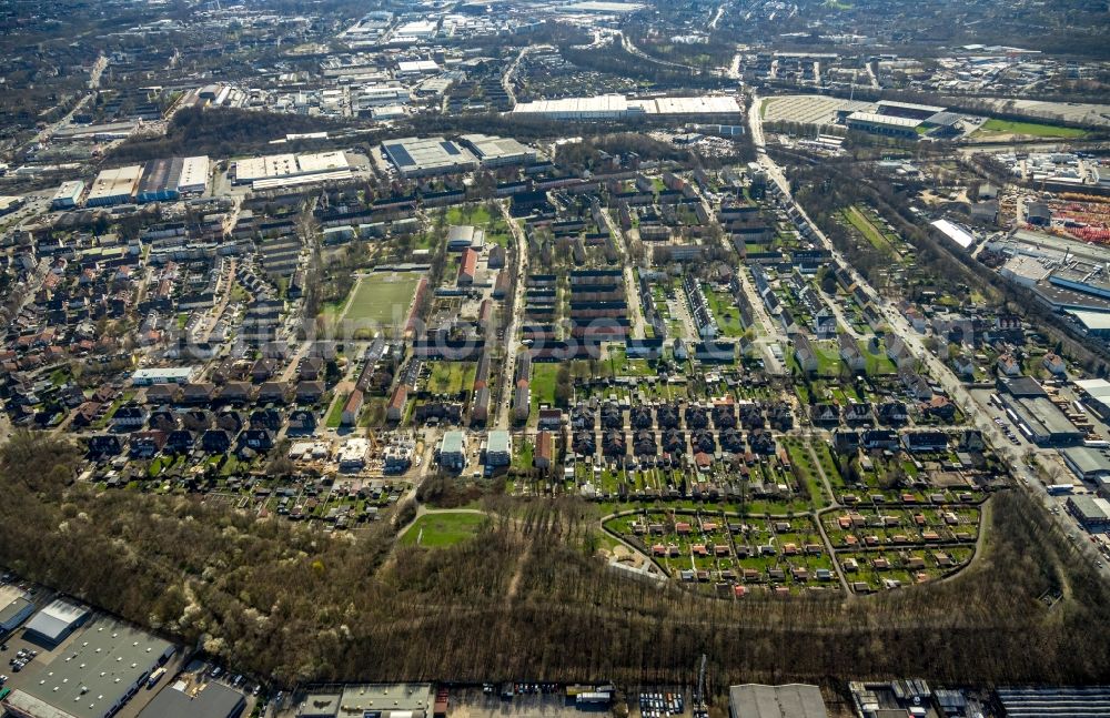 Essen from above - Residential area of the multi-family house settlement in the district Vogelheim in Essen in the state North Rhine-Westphalia, Germany