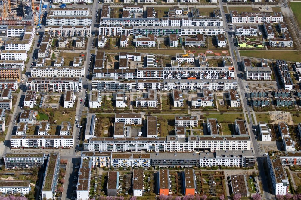 Aerial photograph München - Residential area of the multi-family house settlement in the district Trudering-Riem in Munich in the state Bavaria, Germany