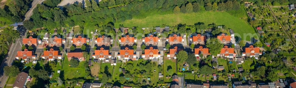 Aerial image Essen - Residential area of a multi-family house settlement Ottekampshof in Essen in the state North Rhine-Westphalia