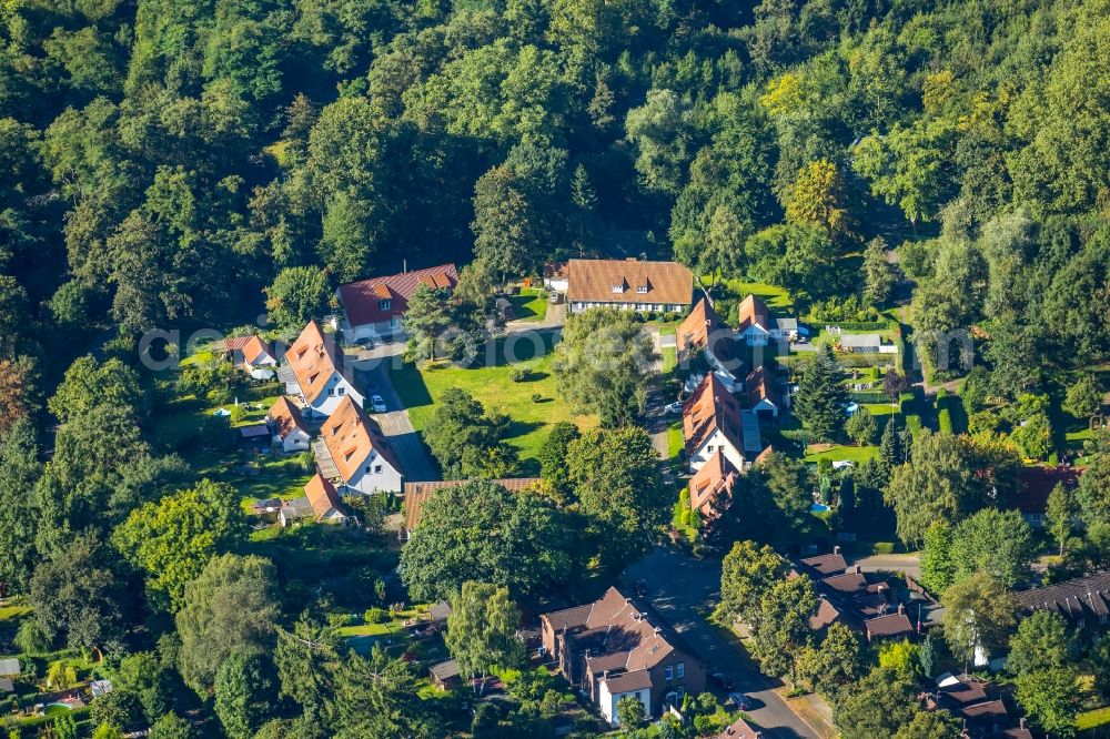 Essen from above - Residential area of a multi-family house settlement Pestalozzidorf a??Im Grunda?? for teenager in Essen in the state North Rhine-Westphalia