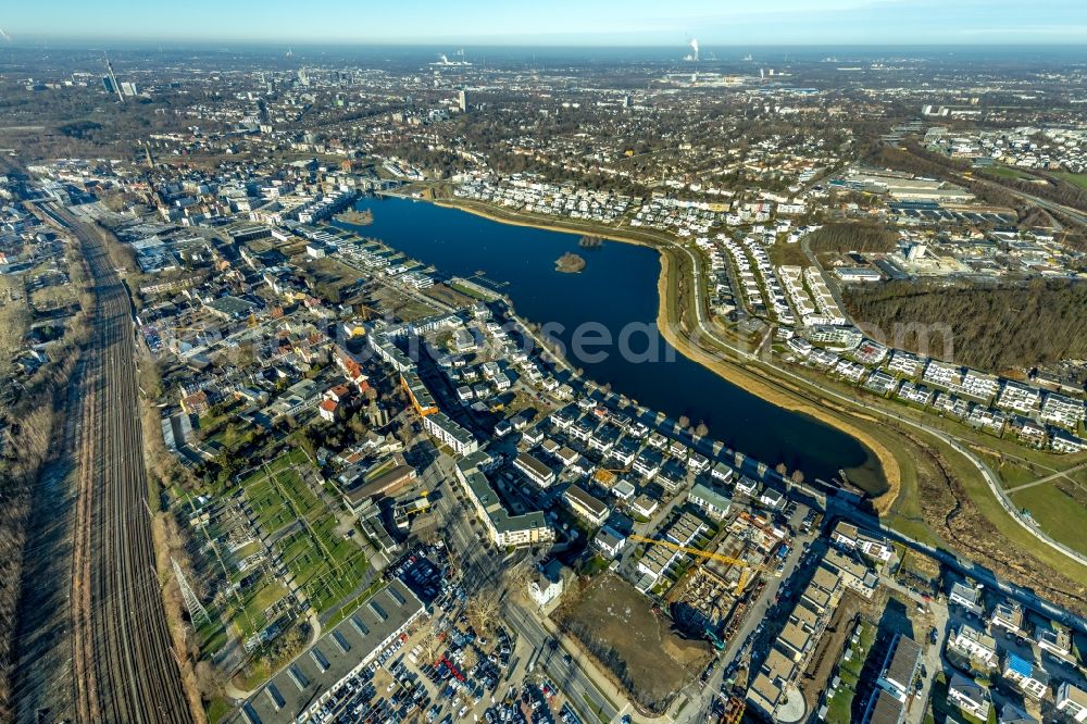 Aerial image Dortmund - Residential area of the multi-family house Settlement at shore Areas of lake Phoenix See in the district Hoerde in Dortmund in the state North Rhine-Westphalia, Germany