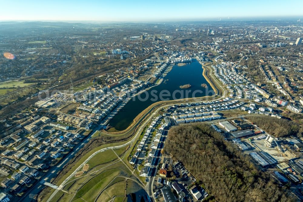 Aerial photograph Dortmund - Residential area of the multi-family house Settlement at shore Areas of lake Phoenix See in the district Hoerde in Dortmund in the state North Rhine-Westphalia, Germany