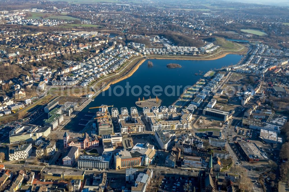 Dortmund from above - Residential area of the multi-family house Settlement at shore Areas of lake Phoenix See in the district Hoerde in Dortmund in the state North Rhine-Westphalia, Germany