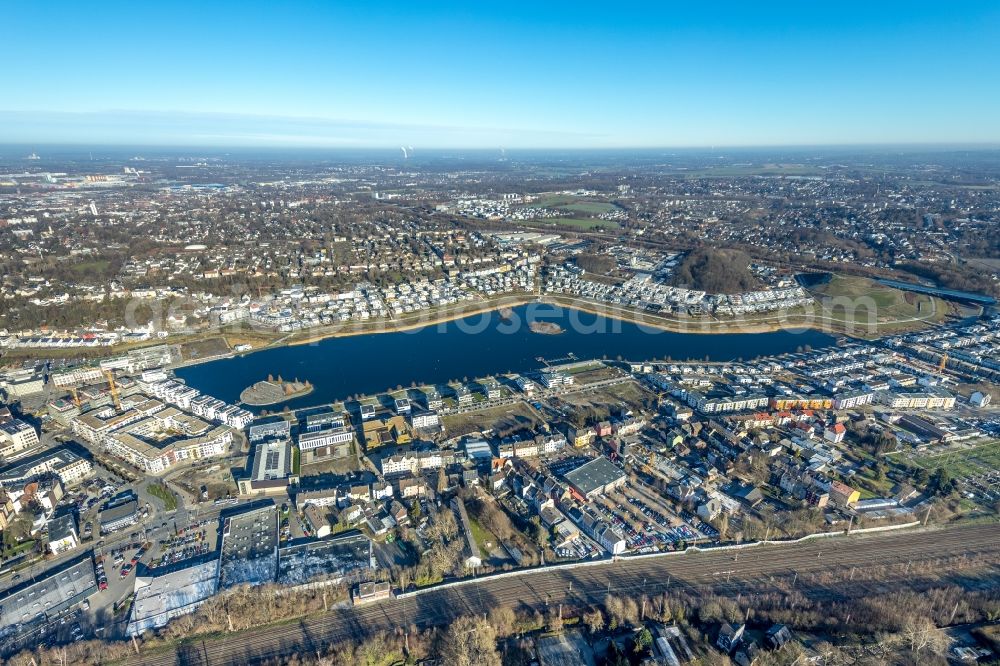 Dortmund from the bird's eye view: Residential area of the multi-family house Settlement at shore Areas of lake Phoenix See in the district Hoerde in Dortmund in the state North Rhine-Westphalia, Germany