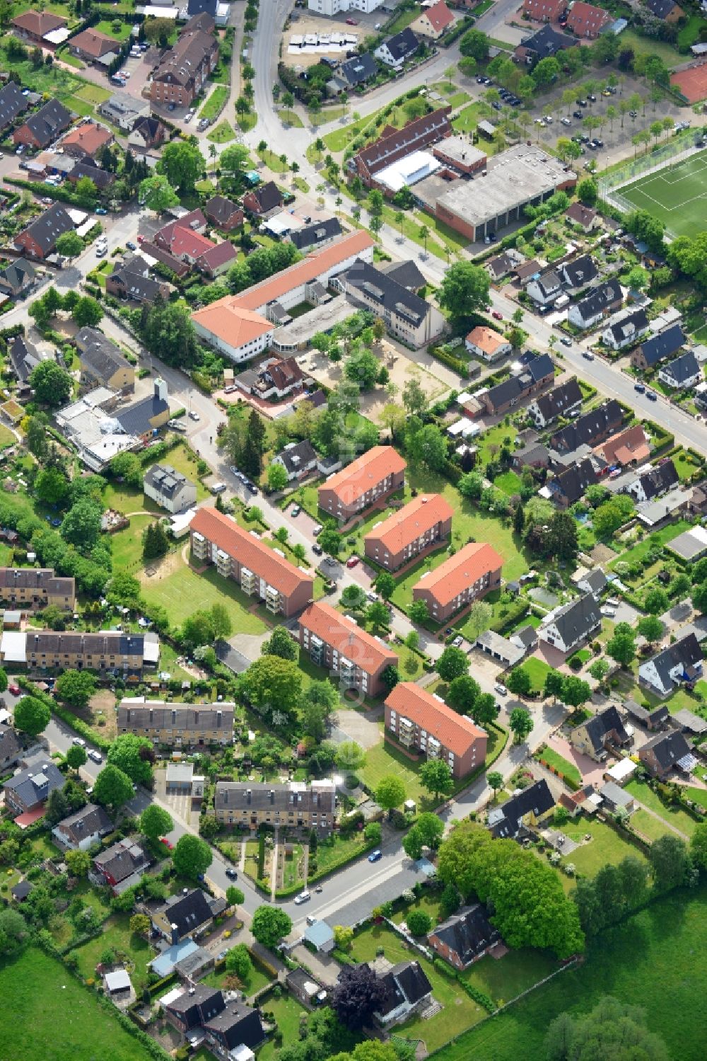 Aerial image Ratekau - Roof and wall structures in residential area of a multi-family house settlement Ringstrasse in Ratekau in the state Schleswig-Holstein