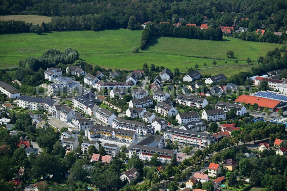 Aerial photograph Bergholz-Rehbrücke - Residential area of the multi-family house settlement Am Rehgraben in Bergholz-Rehbruecke in the state Brandenburg, Germany