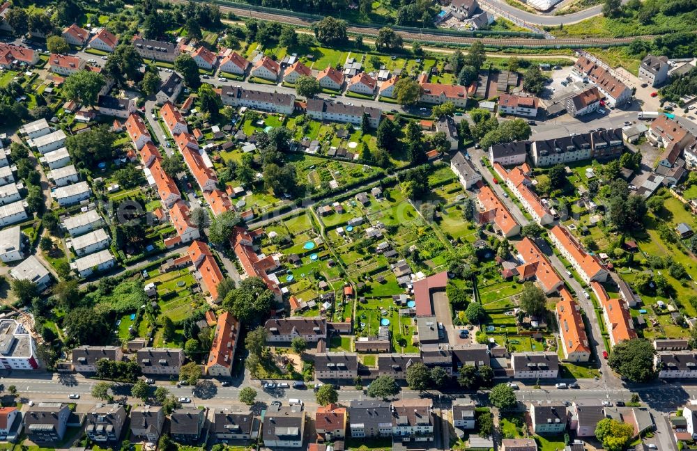 Eving from the bird's eye view: Residential area of a multi-family house settlement Siedlung Fuerst Hardenberg in Eving in the state North Rhine-Westphalia