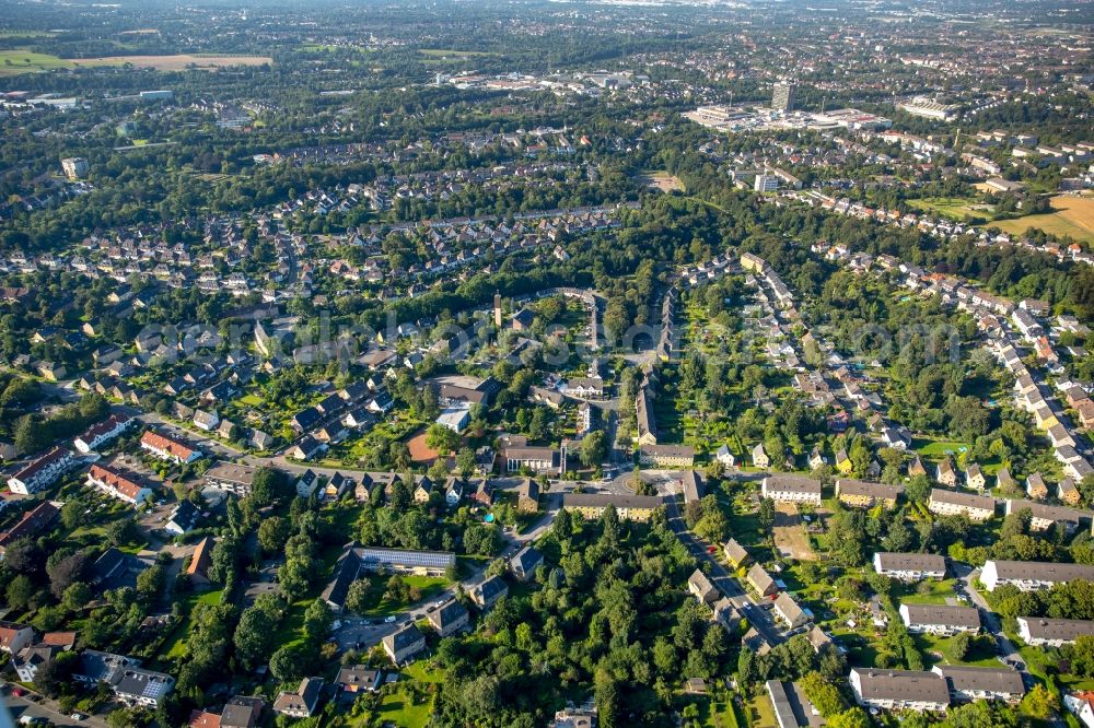 Aerial image Mülheim an der Ruhr - Residential area of the multi-family house settlement Siedlung Heimaterde in Muelheim on the Ruhr in the state North Rhine-Westphalia