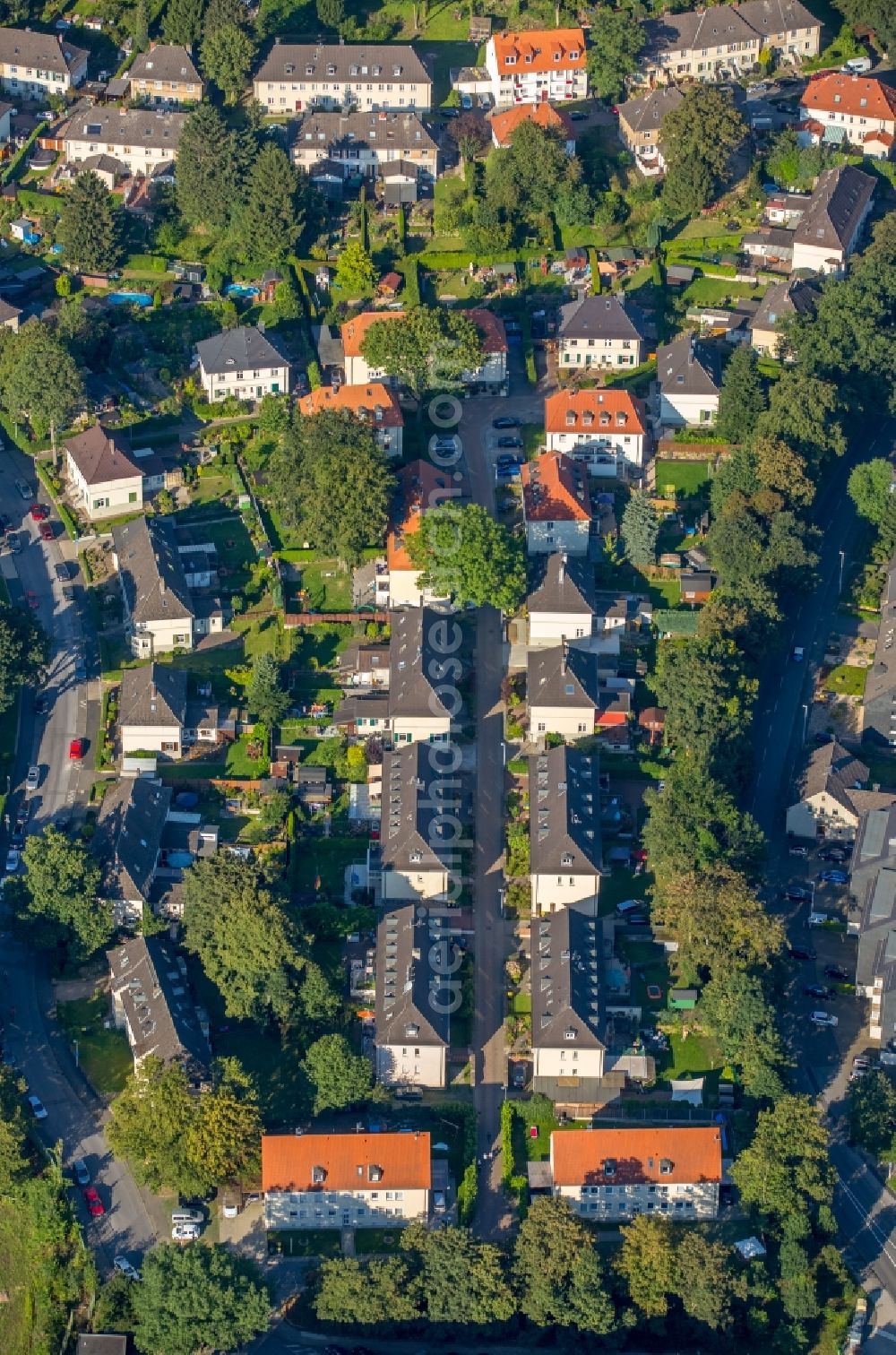 Mülheim an der Ruhr from the bird's eye view: Residential area of the multi-family house settlement Siedlung Papenbusch in Muelheim on the Ruhr in the state North Rhine-Westphalia