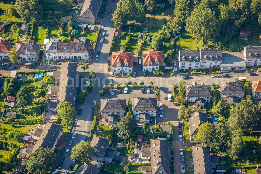 Aerial photograph Mülheim an der Ruhr - Residential area of the multi-family house settlement Siedlung Papenbusch in Muelheim on the Ruhr in the state North Rhine-Westphalia