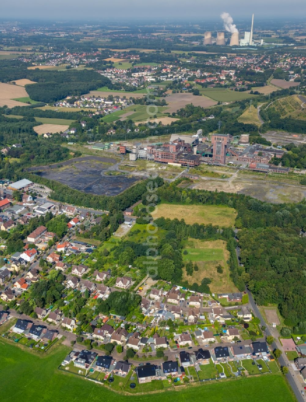 Aerial image Hamm - Residential area of the multi-family house settlement Siedlung Wiescherhoefen in Hamm in the state North Rhine-Westphalia