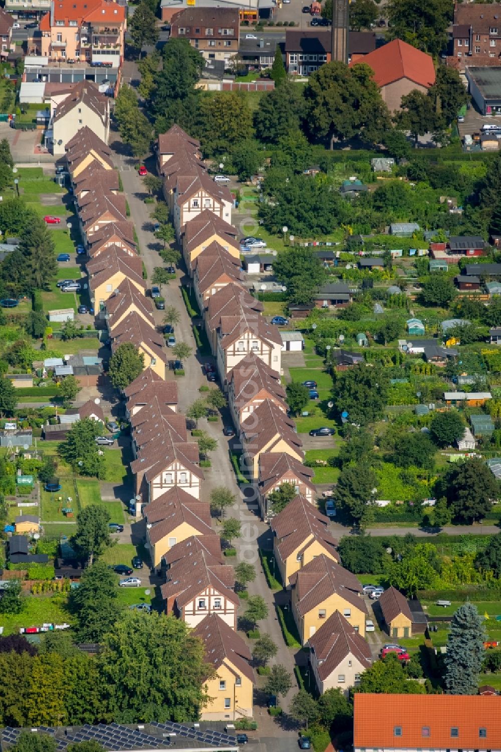 Aerial image Hamm - Residential area of the multi-family house settlement Siedlung Wiescherhoefen in Hamm in the state North Rhine-Westphalia