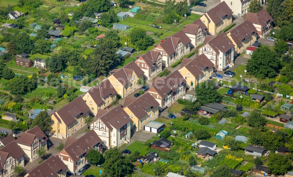 Hamm from the bird's eye view: Residential area of the multi-family house settlement Siedlung Wiescherhoefen in Hamm in the state North Rhine-Westphalia