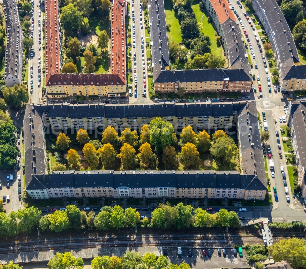 Aerial image Dortmund - Residential area of the multi-family house settlement Sonnenstrasse - Studtstrasse - Roseggerstrasse in the district Tremonia in Dortmund in the state North Rhine-Westphalia, Germany