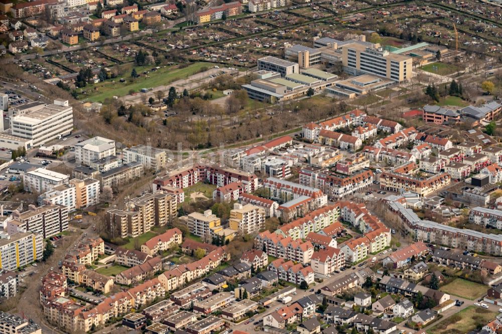 Heilbronn from above - Residential area of the multi-family house settlement Sontheim in Heilbronn in the state Baden-Wuerttemberg, Germany