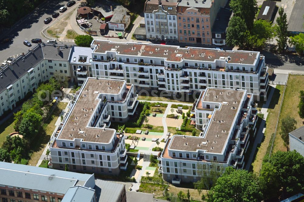 Berlin from the bird's eye view: Residential site with multi-family housing development- on the Alte Kaulsdorfer Strasse in the district Koepenick in Berlin, Germany