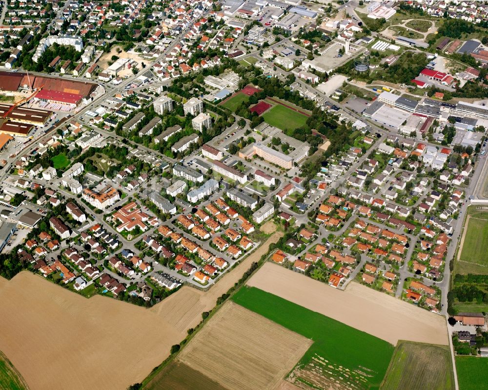 Straubing from the bird's eye view: Residential area of the multi-family house settlement in Straubing in the state Bavaria, Germany