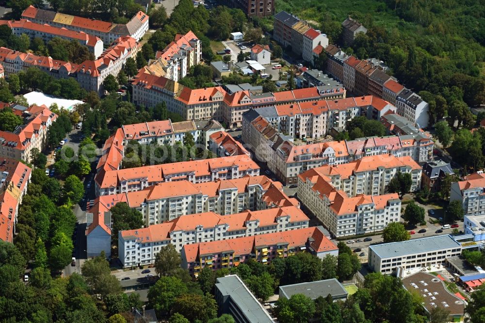 Leipzig from above - Residential area of the multi-family house settlement on Theodor-Neubauer-Strasse - Gregor-Fuchs-Strasse - Neumannstrasse in the district Anger-Crottendorf in Leipzig in the state Saxony, Germany