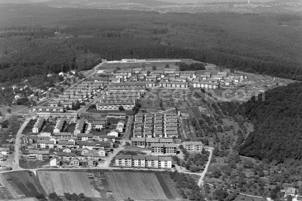 Plochingen from above - Residential area of the multi-family house settlement on Thueringerstrasse in Plochingen in the state Baden-Wuerttemberg, Germany