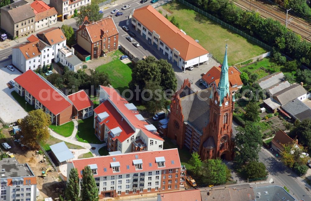 Aerial photograph Bernau - Residential area of a multi-family house settlement Ulitzkastrasse - Boernicker Strasse in Bernau in the state Brandenburg