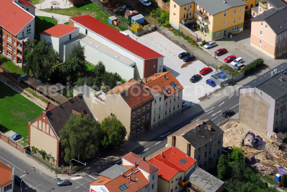 Bernau from the bird's eye view: Residential area of a multi-family house settlement Ulitzkastrasse - Boernicker Strasse in Bernau in the state Brandenburg