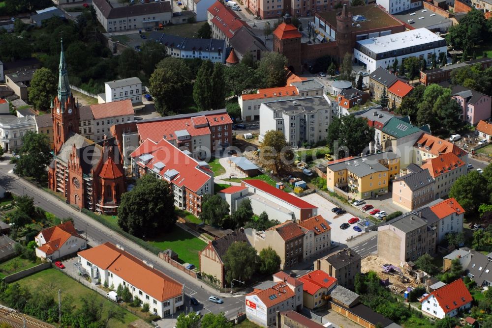 Bernau from the bird's eye view: Residential area of a multi-family house settlement Ulitzkastrasse - Boernicker Strasse in Bernau in the state Brandenburg